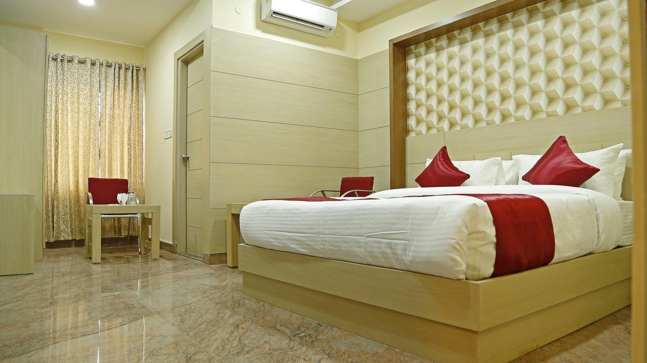Shoba Elite Hotel Bangalore Exterior foto
