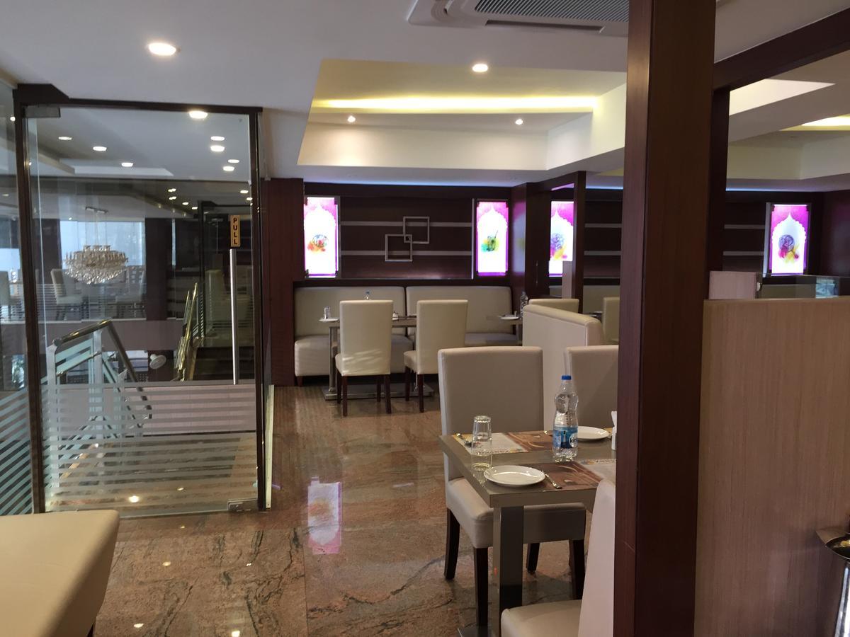 Shoba Elite Hotel Bangalore Exterior foto