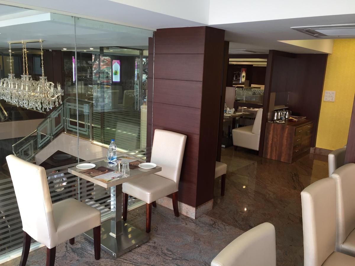 Shoba Elite Hotel Bangalore Exterior foto